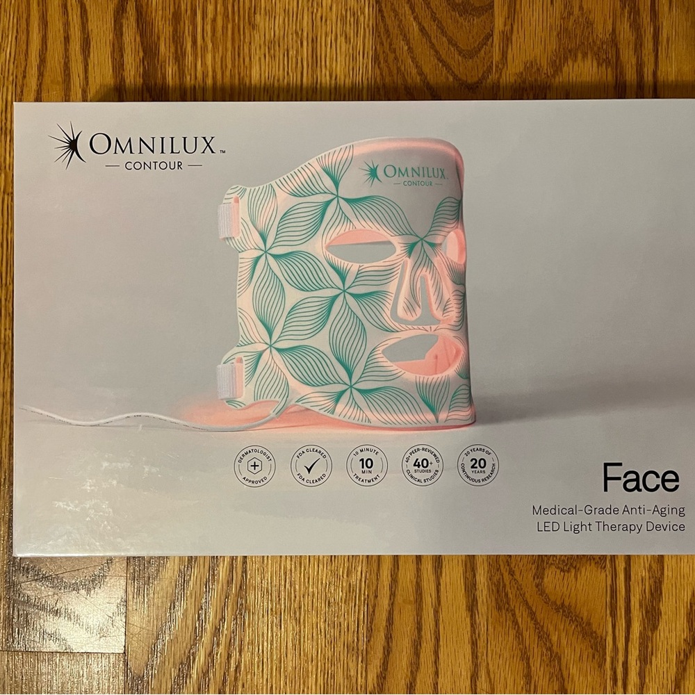 Omnilux Contour Face LED light mask - Picture 3 of 9